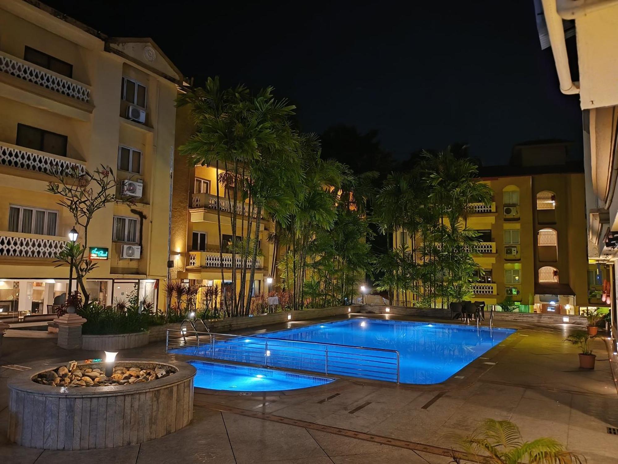 Golden Landmark Green Valley Beach Resort Dona Paula Zewnętrze zdjęcie
