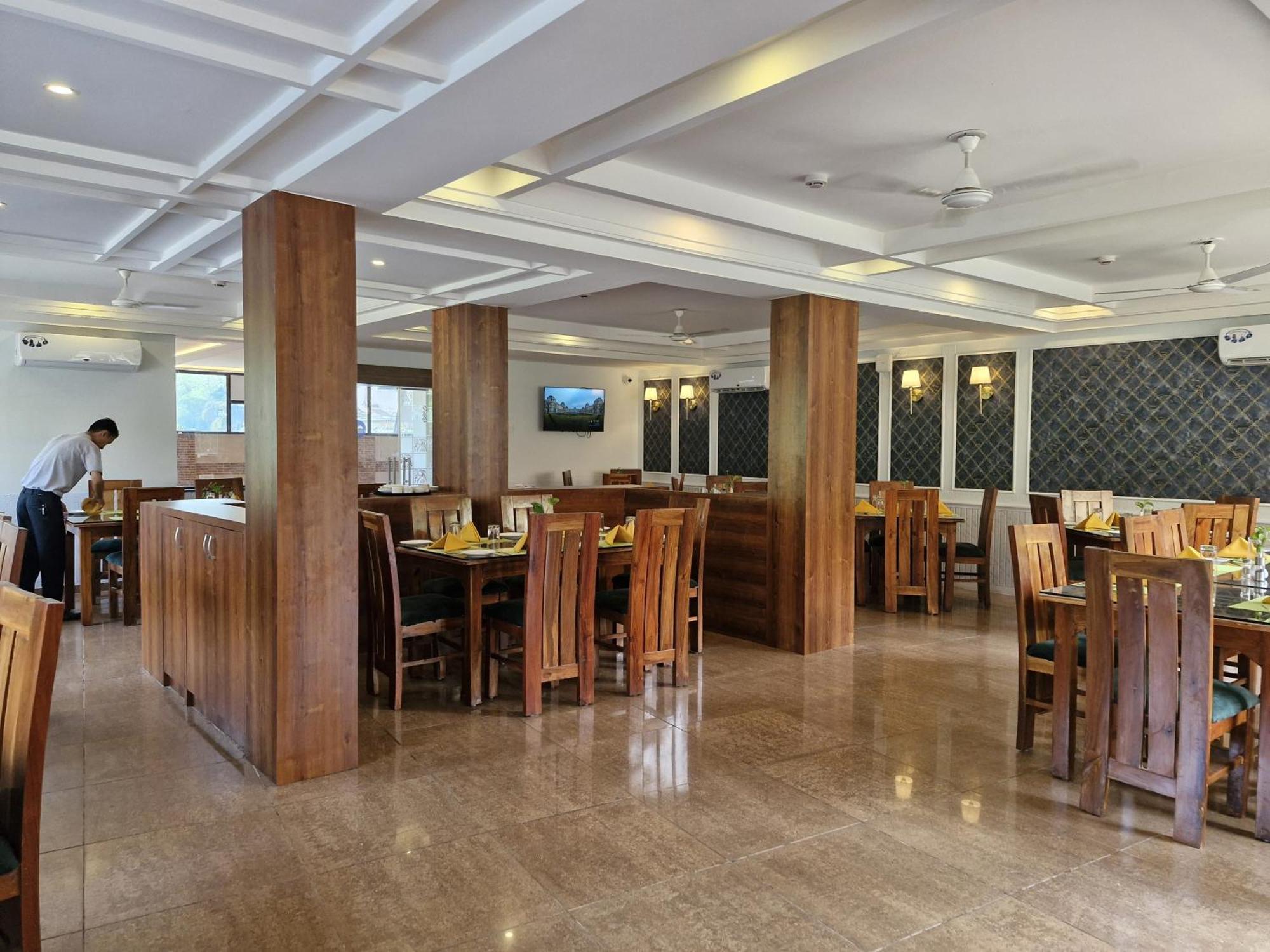 Golden Landmark Green Valley Beach Resort Dona Paula Zewnętrze zdjęcie